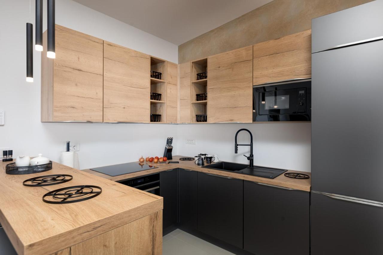 Apartment Muzini Малинська Екстер'єр фото