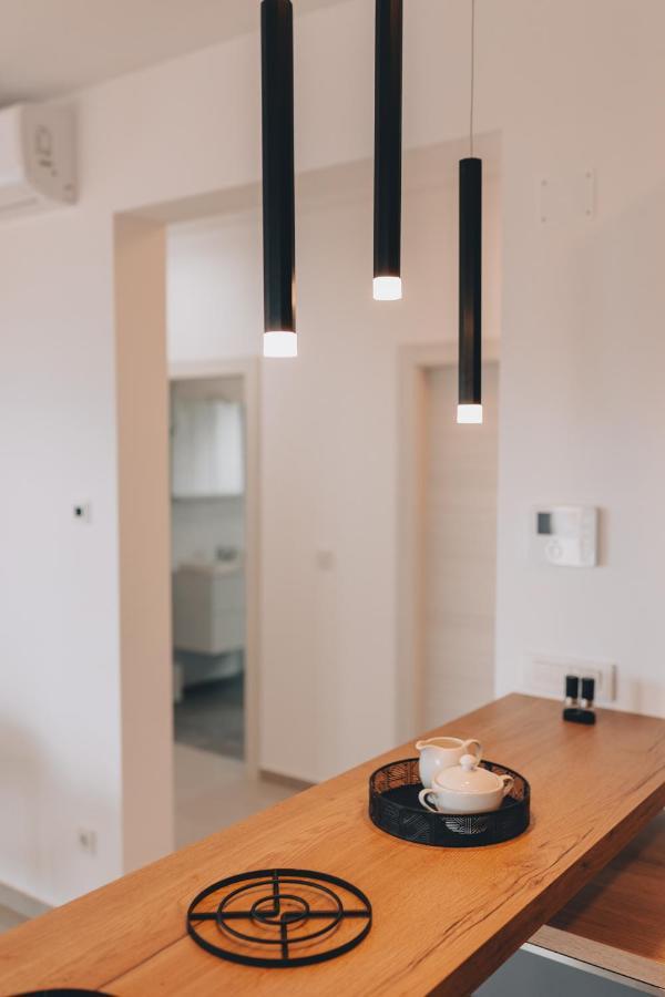 Apartment Muzini Малинська Екстер'єр фото