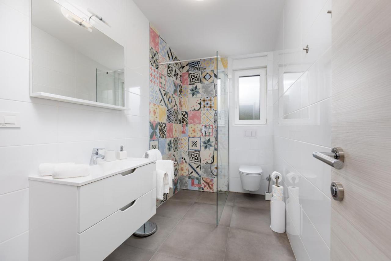 Apartment Muzini Малинська Екстер'єр фото